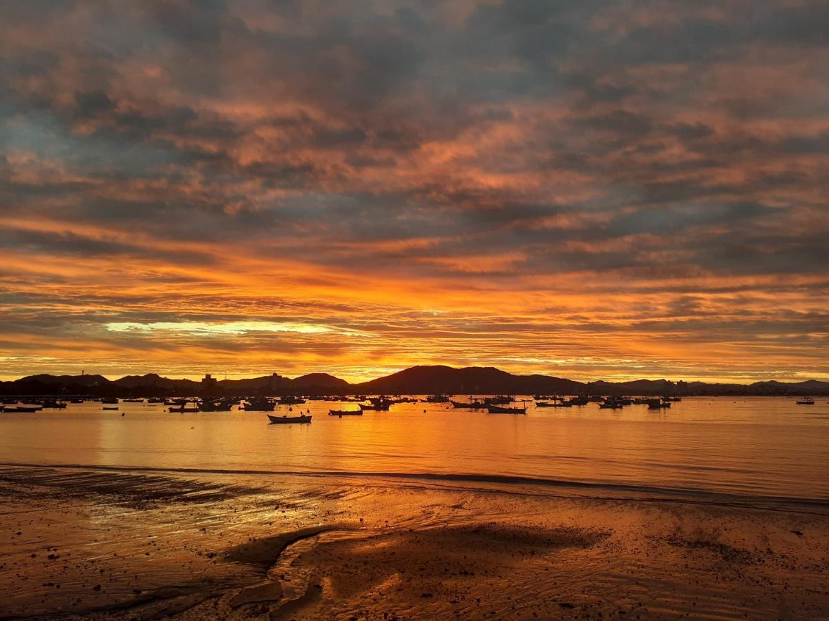 Jabuticasa Cabana De Madeira Na Praia Penha  Luaran gambar